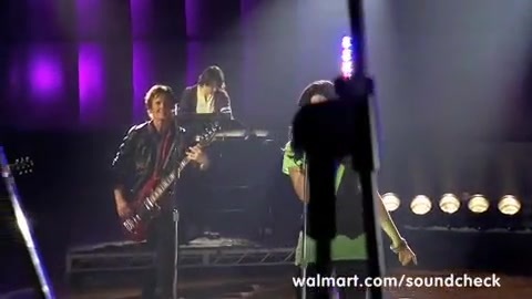 Demi Lovato - Remember December - Walmart Souncheck 202 Demi Lovato - Remember December - Walmart Souncheck 202