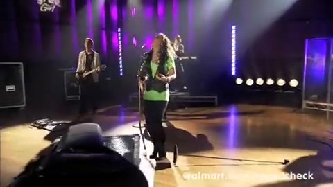 Demi Lovato - Remember December - Walmart Souncheck 1555