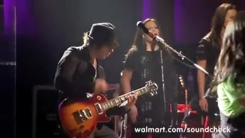 Demi Lovato - Remember December - Walmart Souncheck 1073 Demi Lovato - Remember December - Walmart Souncheck 1073