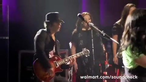 Demi Lovato - Remember December - Walmart Souncheck 1075 Demi Lovato - Remember December - Walmart Souncheck 1075