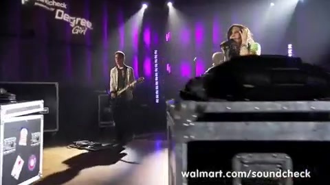 Demi Lovato - Remember December - Walmart Souncheck 1078 Demi Lovato - Remember December - Walmart Souncheck 1078