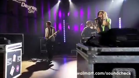 Demi Lovato - Remember December - Walmart Souncheck 1080 Demi Lovato - Remember December - Walmart Souncheck 1080