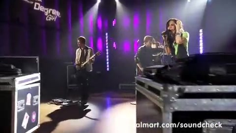 Demi Lovato - Remember December - Walmart Souncheck 1081 Demi Lovato - Remember December - Walmart Souncheck 1081