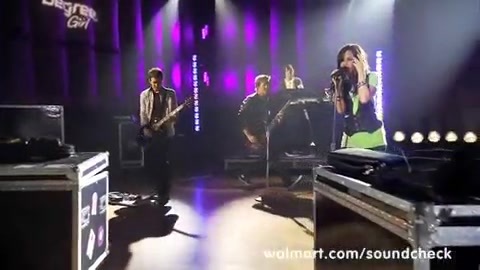 Demi Lovato - Remember December - Walmart Souncheck 1087 Demi Lovato - Remember December - Walmart Souncheck 1087