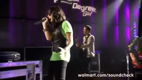Demi Lovato - Remember December - Walmart Souncheck 1587
