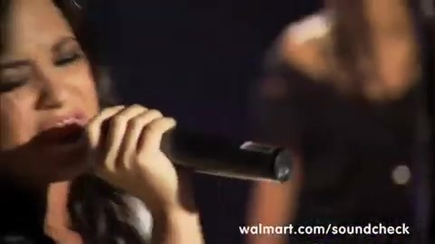 Demi Lovato - Remember December - Walmart Souncheck 1594