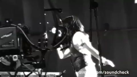 Demi Lovato - Remember December - Walmart Souncheck 1618