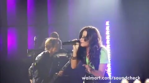 Demi Lovato - Remember December - Walmart Souncheck 1632