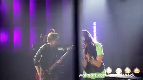 Demi Lovato - Remember December - Walmart Souncheck 1639