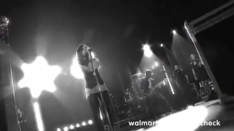 Demi Lovato - Remember December - Walmart Souncheck 350 Demi Lovato - Remember December - Walmart Souncheck 350