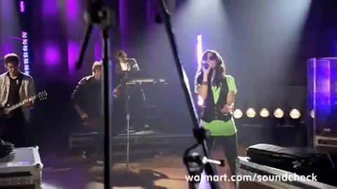 Demi Lovato - Remember December - Walmart Souncheck 1653