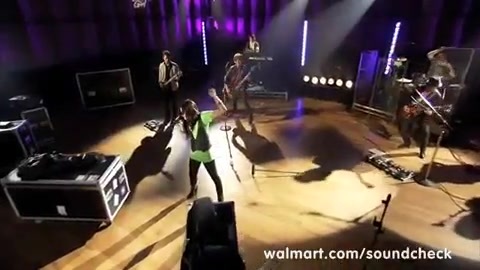 Demi Lovato - Remember December - Walmart Souncheck 1713