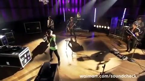 Demi Lovato - Remember December - Walmart Souncheck 1721