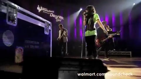 Demi Lovato - Remember December - Walmart Souncheck 1265