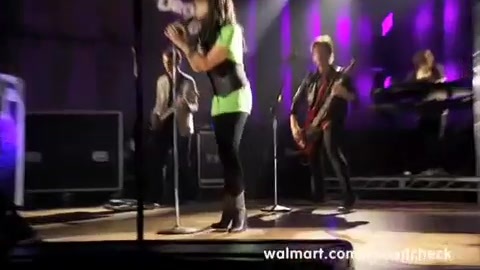 Demi Lovato - Remember December - Walmart Souncheck 1292