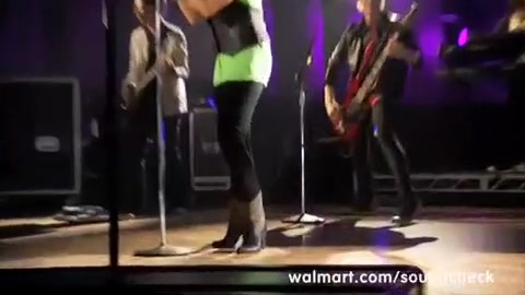 Demi Lovato - Remember December - Walmart Souncheck 1294