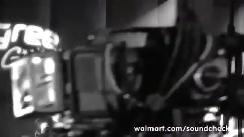 Demi Lovato - Remember December - Walmart Souncheck 1343
