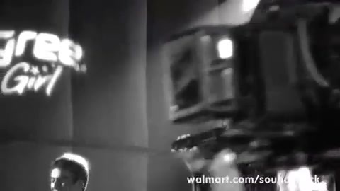 Demi Lovato - Remember December - Walmart Souncheck 1347