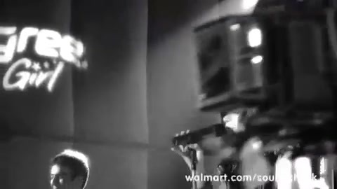 Demi Lovato - Remember December - Walmart Souncheck 1348
