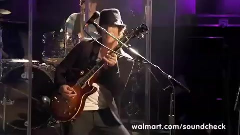 Demi Lovato - Remember December - Walmart Souncheck 1427