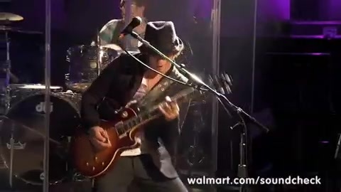 Demi Lovato - Remember December - Walmart Souncheck 1429