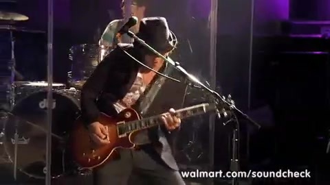 Demi Lovato - Remember December - Walmart Souncheck 1430
