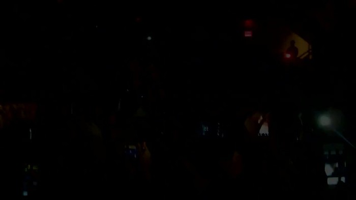 Demi Lovato - Remember December (Live in New York - fan video) 1528