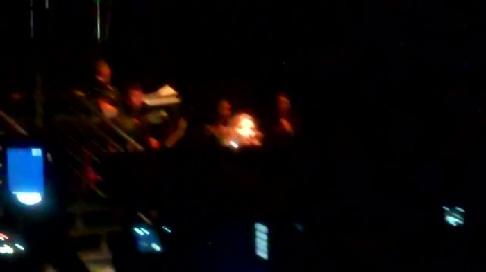 Demi Lovato - Skyscraper (Live in New York - fan video) 554 Demi Lovato - Skyscraper (Live in New York - fan video) 554