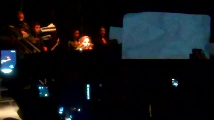 Demi Lovato - Skyscraper (Live in New York - fan video) 558 Demi Lovato - Skyscraper (Live in New York - fan video) 558