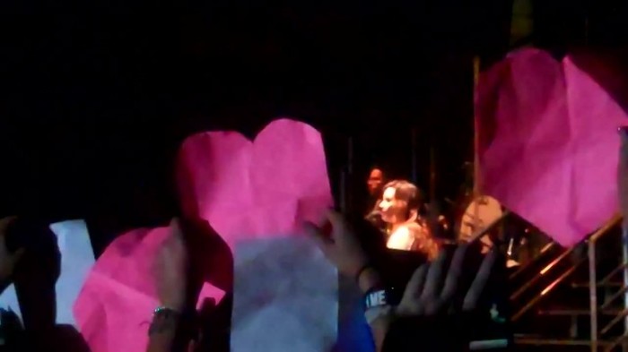 Demi Lovato - Skyscraper (Live in New York - fan video) 611 - Demilush - Skyscraper Live in New York - Fan video Part oo2