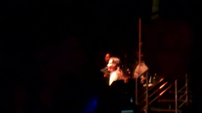 Demi Lovato - Skyscraper (Live in New York - fan video) 625 - Demilush - Skyscraper Live in New York - Fan video Part oo2