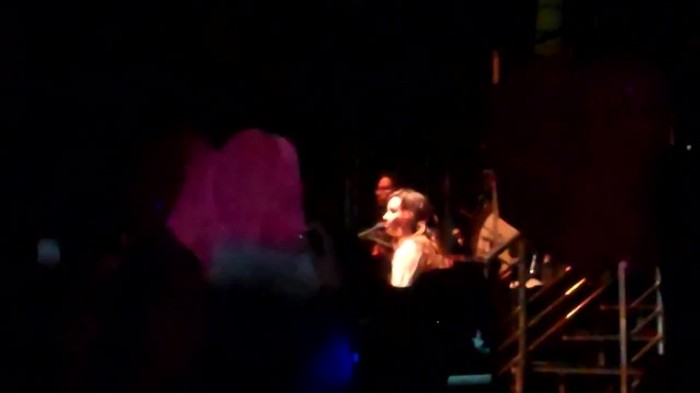 Demi Lovato - Skyscraper (Live in New York - fan video) 628 - Demilush - Skyscraper Live in New York - Fan video Part oo2