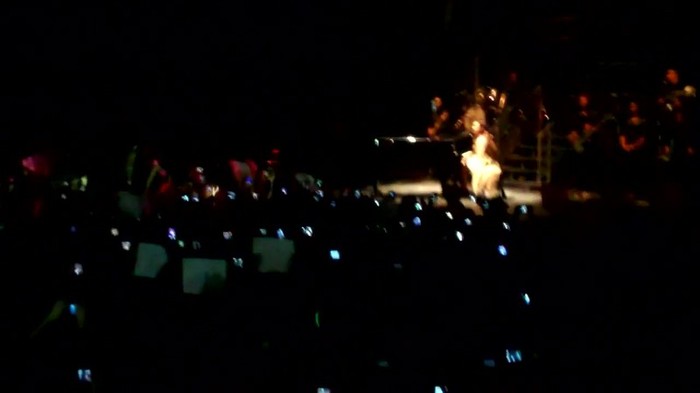 Demi Lovato - Skyscraper (Live in New York - fan video) 641 - Demilush - Skyscraper Live in New York - Fan video Part oo2