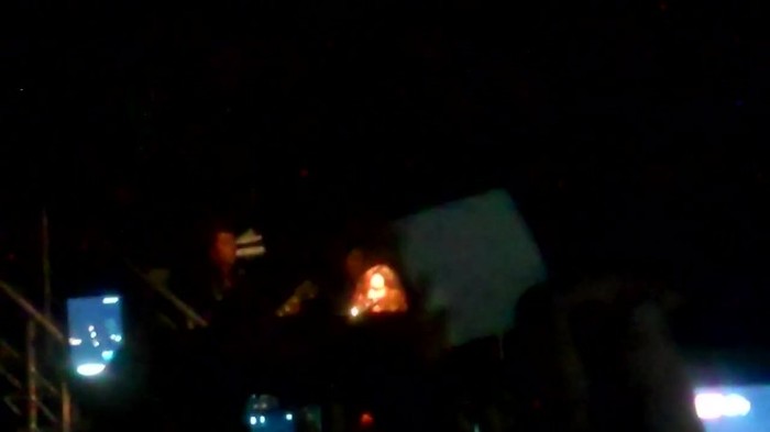 Demi Lovato - Skyscraper (Live in New York - fan video) 1635 - Demilush - Skyscraper Live in New York - Fan video Part oo4