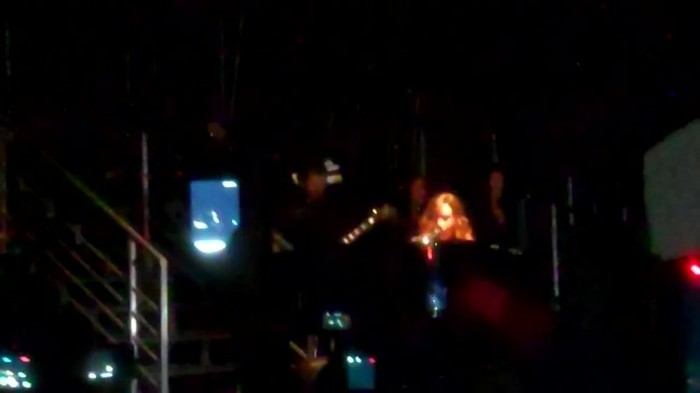 Demi Lovato - Skyscraper (Live in New York - fan video) 1162 - Demilush - Skyscraper Live in New York - Fan video Part oo3