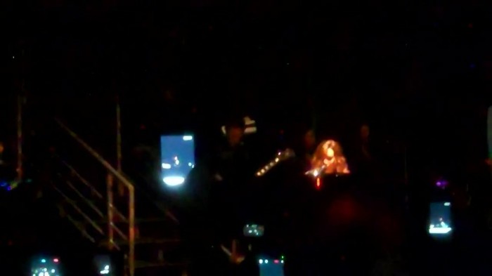 Demi Lovato - Skyscraper (Live in New York - fan video) 1167 - Demilush - Skyscraper Live in New York - Fan video Part oo3