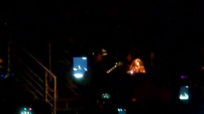 Demi Lovato - Skyscraper (Live in New York - fan video) 1171 - Demilush - Skyscraper Live in New York - Fan video Part oo3