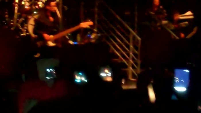 Demi Lovato - Skyscraper (Live in New York - fan video) 339