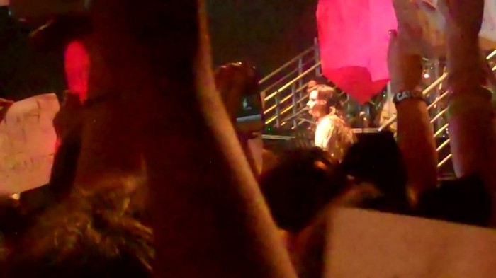 Demi Lovato - Skyscraper (Live in New York - fan video) 776