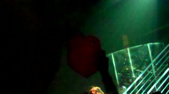 Demi Lovato - Skyscraper (Live in New York - fan video) 1752