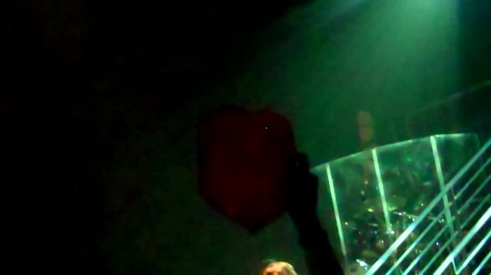 Demi Lovato - Skyscraper (Live in New York - fan video) 1753 - Demilush - Skyscraper Live in New York - Fan video Part oo4