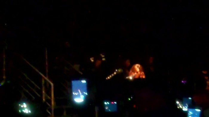 Demi Lovato - Skyscraper (Live in New York - fan video) 1280 - Demilush - Skyscraper Live in New York - Fan video Part oo3