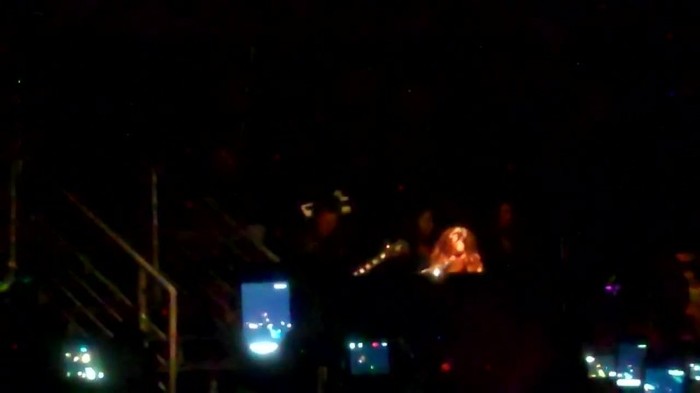 Demi Lovato - Skyscraper (Live in New York - fan video) 1284 - Demilush - Skyscraper Live in New York - Fan video Part oo3