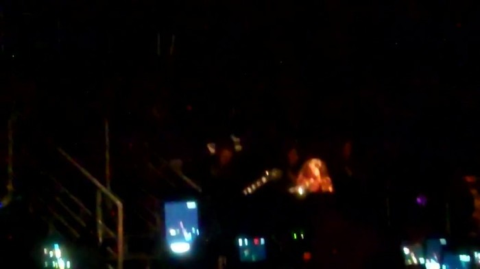 Demi Lovato - Skyscraper (Live in New York - fan video) 1285 - Demilush - Skyscraper Live in New York - Fan video Part oo3
