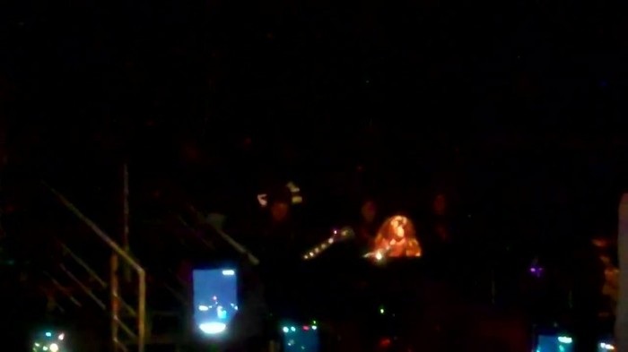 Demi Lovato - Skyscraper (Live in New York - fan video) 1293 - Demilush - Skyscraper Live in New York - Fan video Part oo3