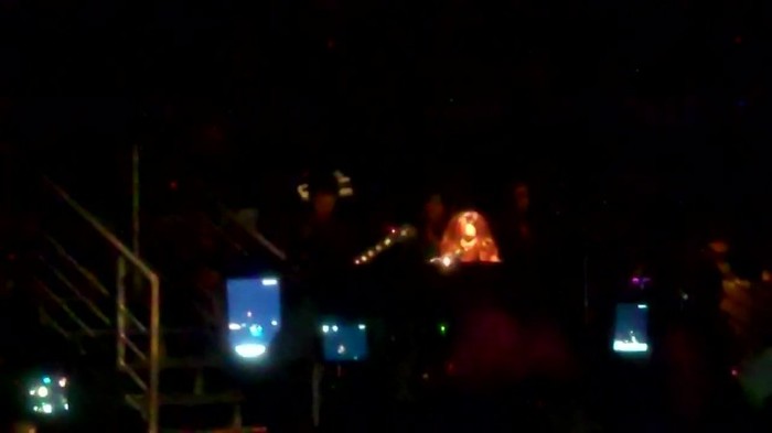 Demi Lovato - Skyscraper (Live in New York - fan video) 1312 - Demilush - Skyscraper Live in New York - Fan video Part oo3