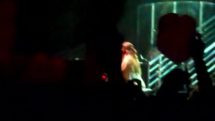 Demi Lovato - Skyscraper (Live in New York - fan video) 1802 - Demilush - Skyscraper Live in New York - Fan video Part oo4