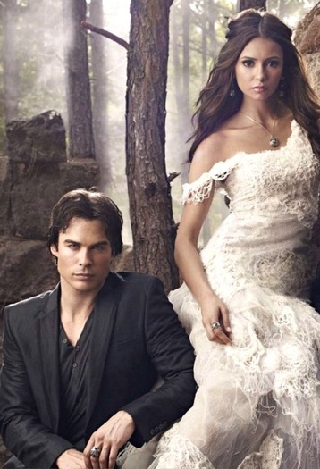 Elena & Damon (2)