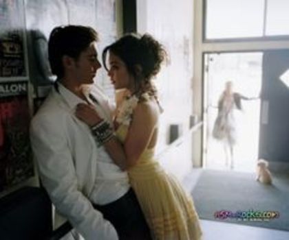  - Zanessa