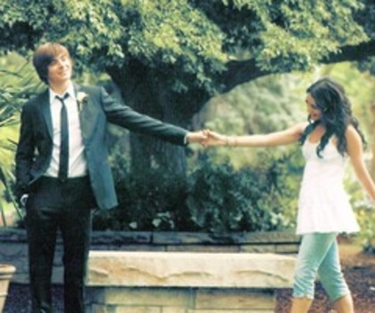  - Zanessa